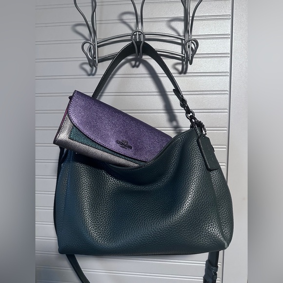 Coach Green Pebbled Leather Shay Crossbody Bag NWOT MSRP: $398.00